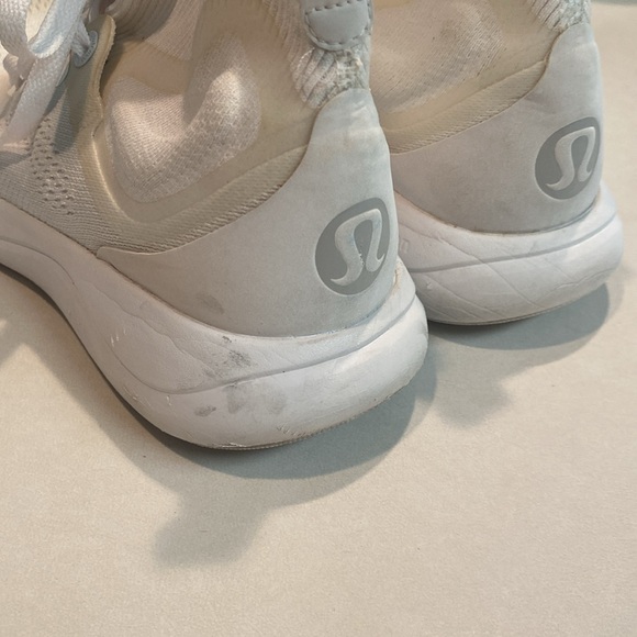 LULULEMON CHARGEFEEL Mid Women's Workout Shoe SZ 9.5 EU 42 White GUC - Picture 5 of 13